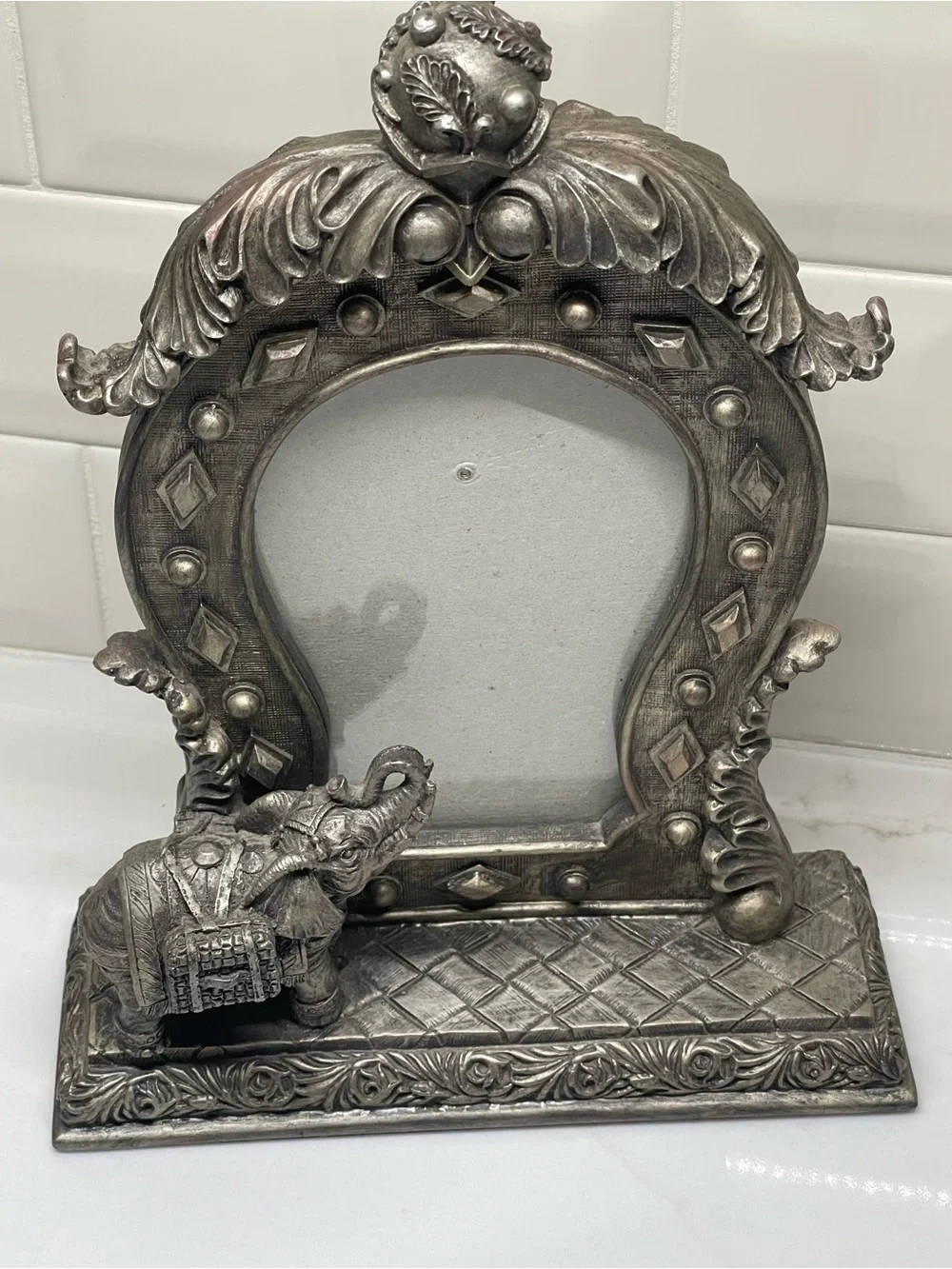 Frame - Heavy Well Made Decorative Silver Elephant Photo Frame - Like NEW